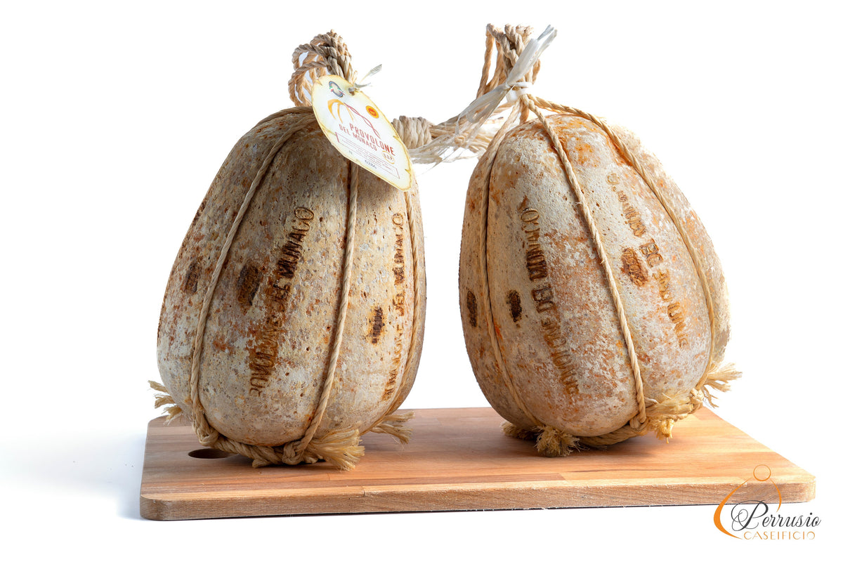 Provolone del Monaco DOP del Caseificio Perrusio