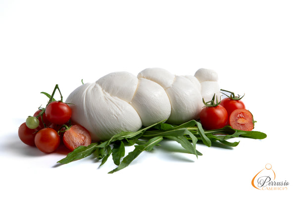 Treccia di fior di latte con pomodorini e rucola – Caseificio Perrusio